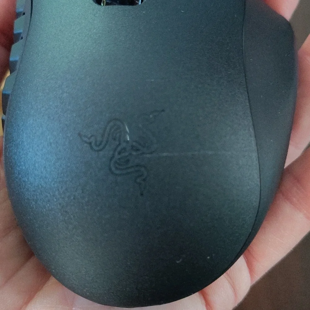 Razer NAGA V2 Hyperspeed Wireless Gaming Mouse